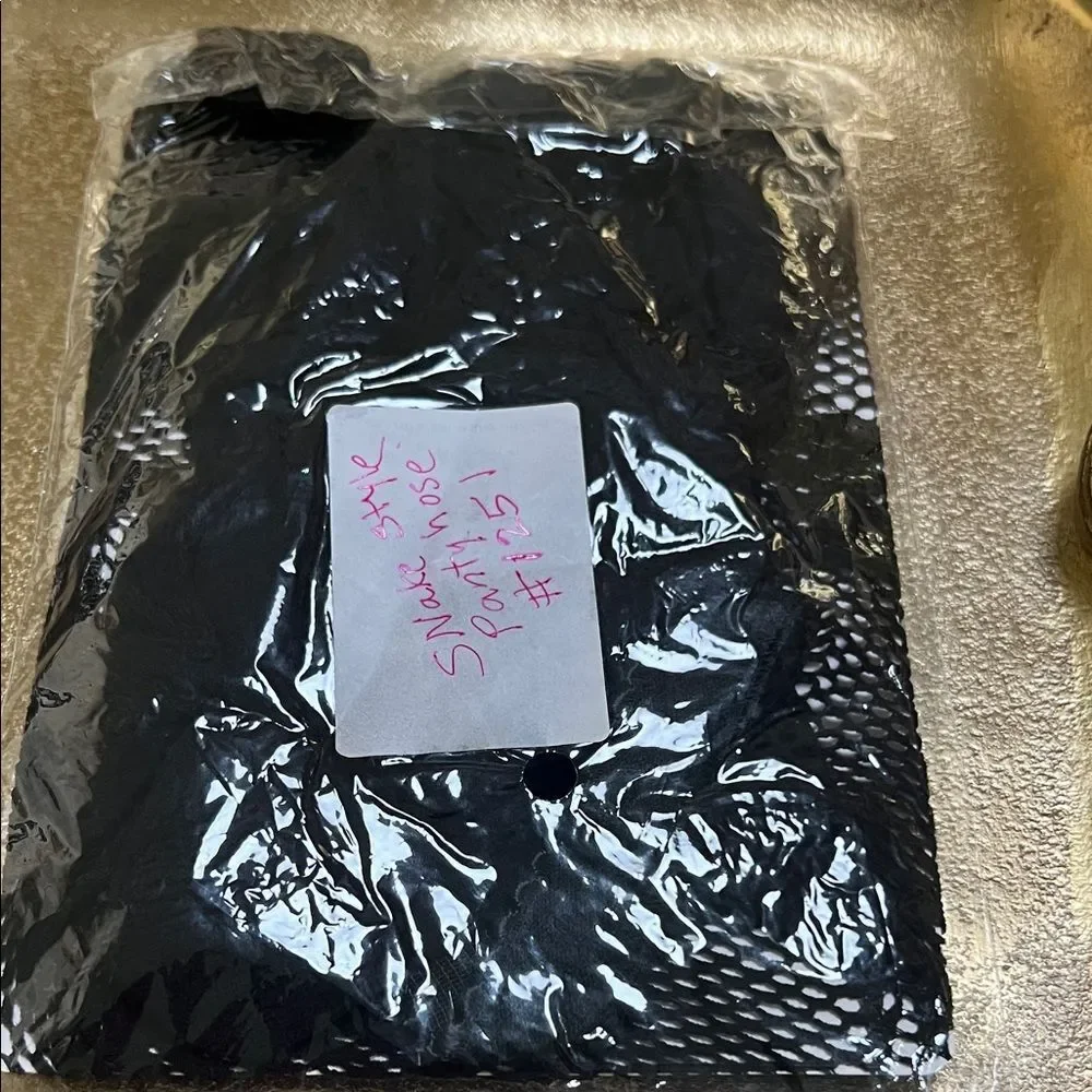 #1251=Black Fish-Net Snake Style Pantyhose’s